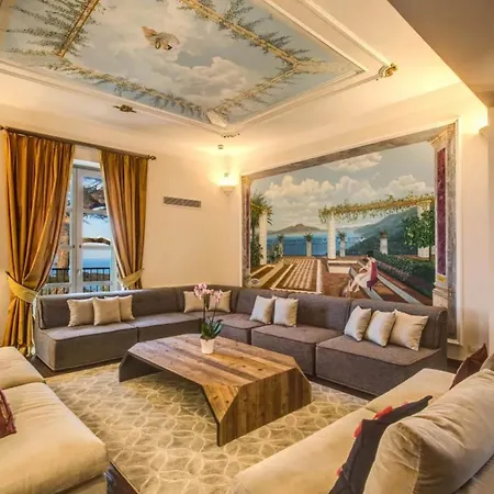 Cozy Villa